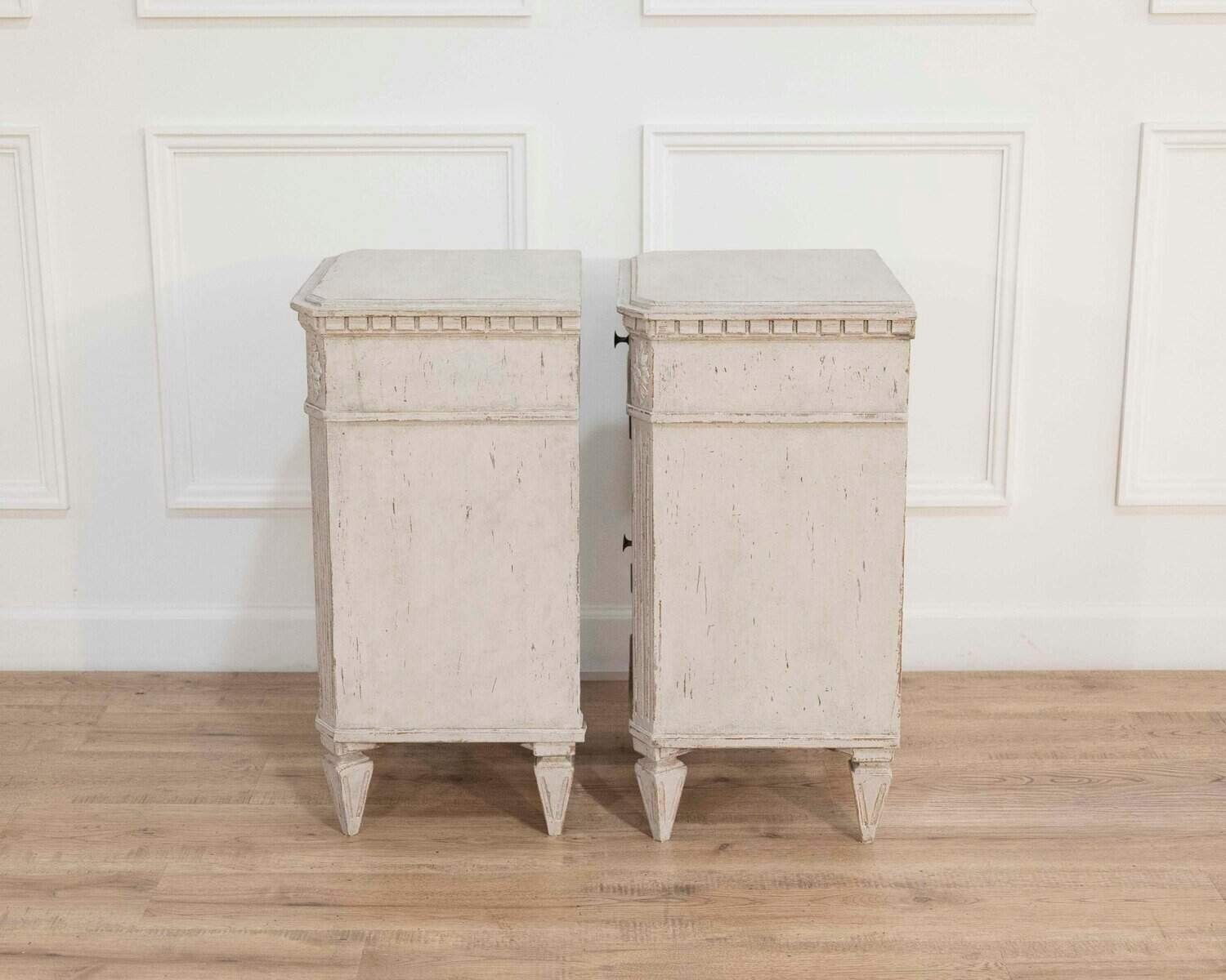 Pair of Swedish Bedside Tables, ca. 1910 - JAA