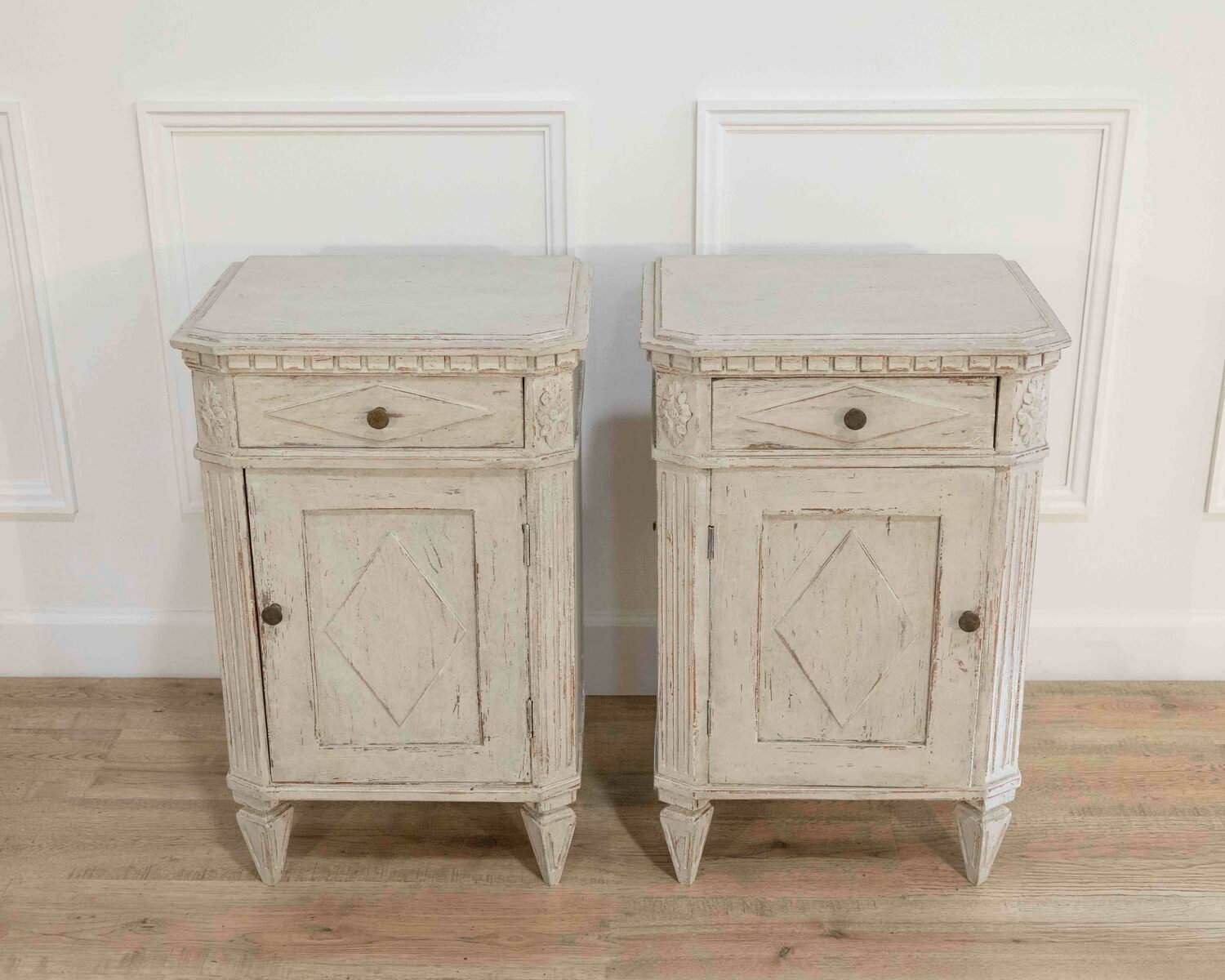 Pair of Swedish Bedside Tables, ca. 1910 - JAA
