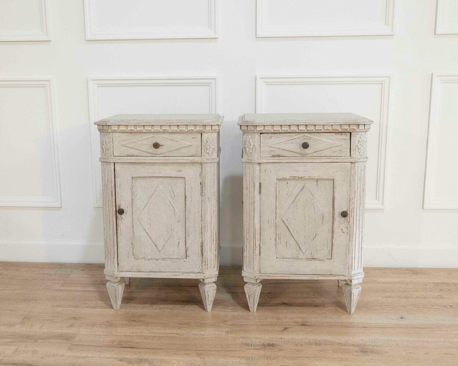 Pair of Swedish Bedside Tables, ca. 1910 - JAA