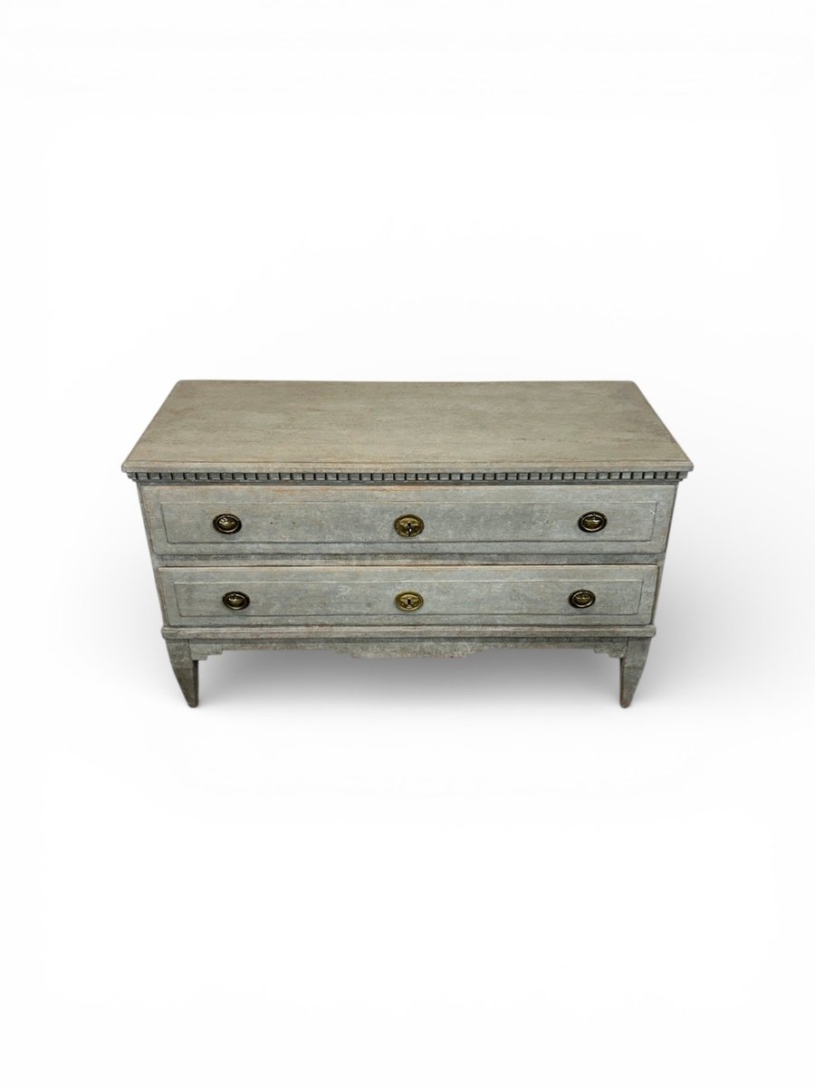 Danish antique chest of drawers in grey. - JAA