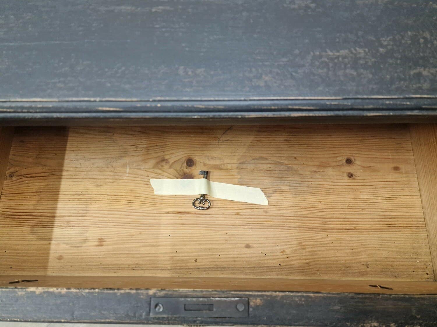 Pair chests of drawers  ca 1880 - JAA