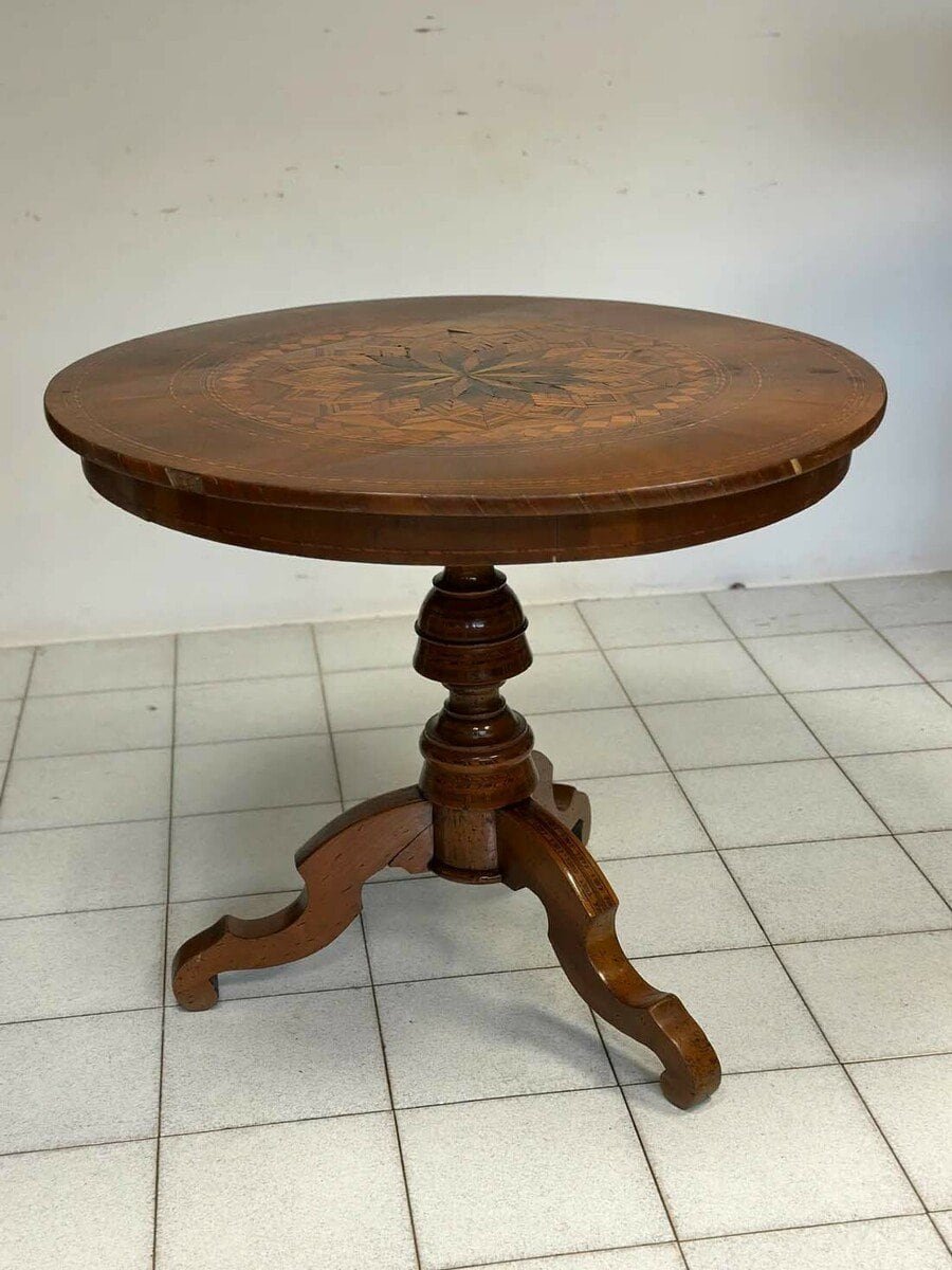 Round inlaid table first half of the 19th century - JAA