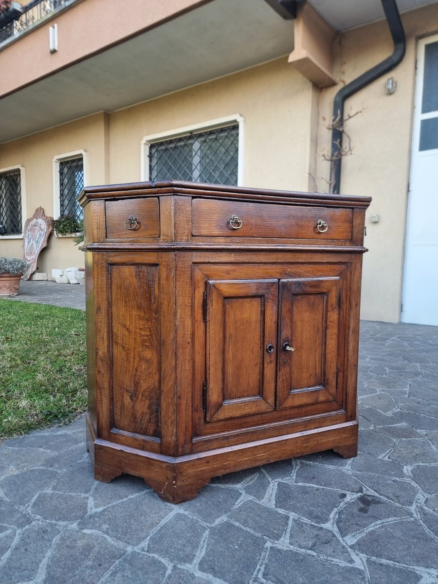 Small chestnut wood sideboard from the early 19th century - JAA