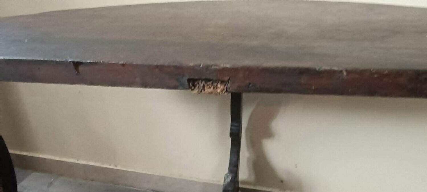 Italian 18th Century Neoclassical Walnut Commodes with Fruitwood Marquetry, Pair - JAA