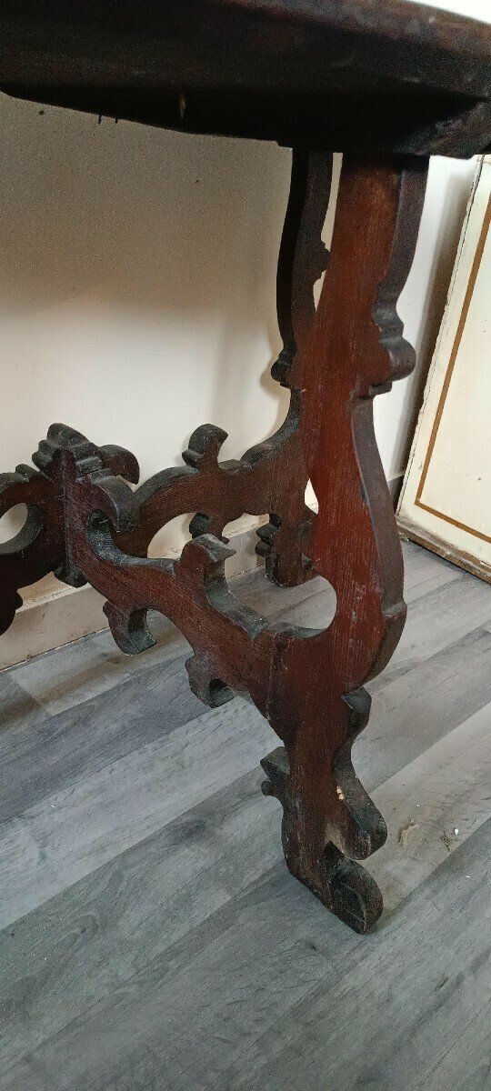 Italian 18th Century Neoclassical Walnut Commodes with Fruitwood Marquetry, Pair - JAA