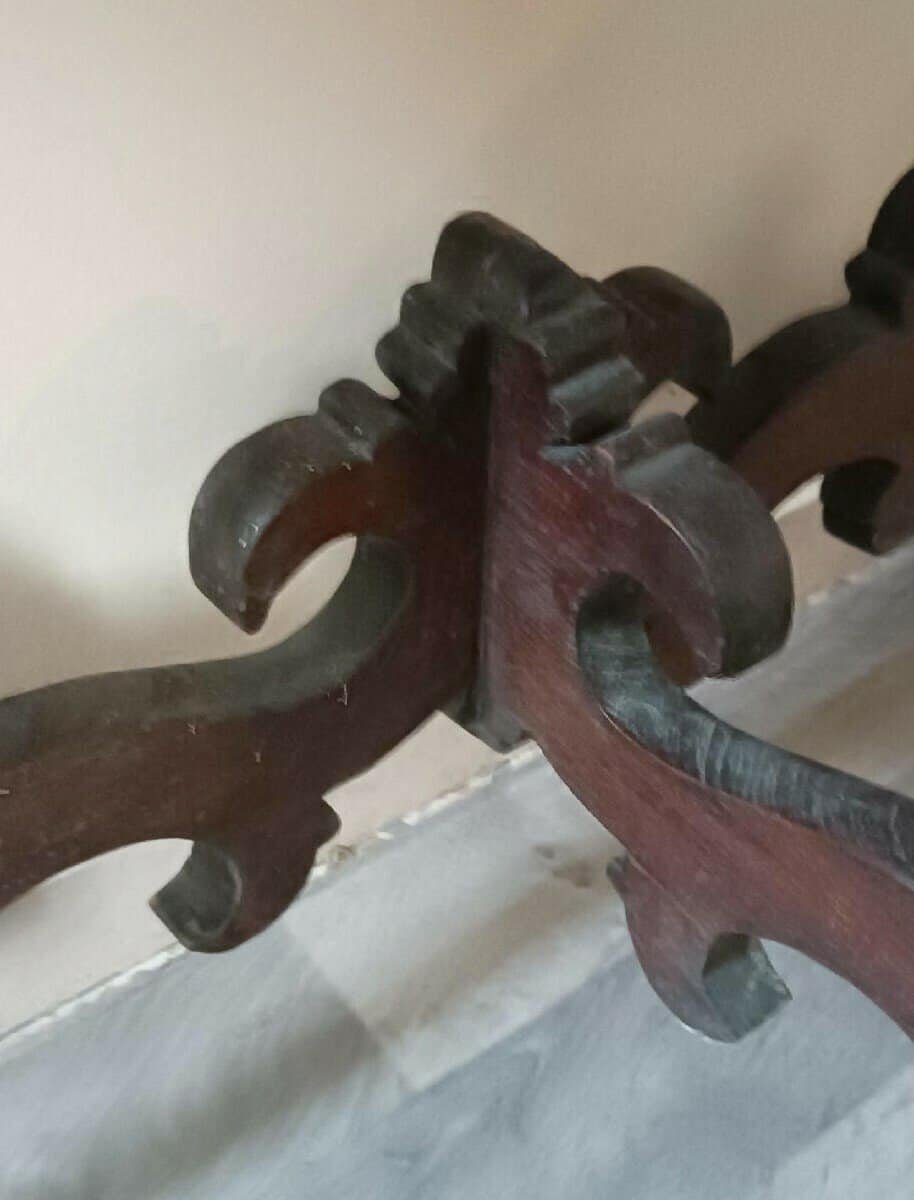 Italian 18th Century Neoclassical Walnut Commodes with Fruitwood Marquetry, Pair - JAA