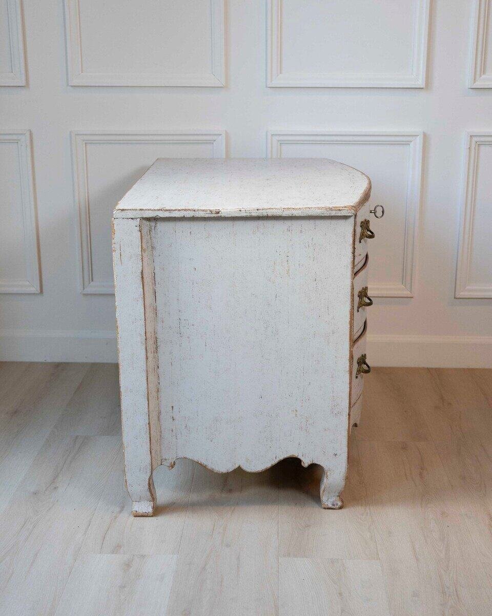 Swedish 18th Century Rococo Commode Circa 1770 - JAA