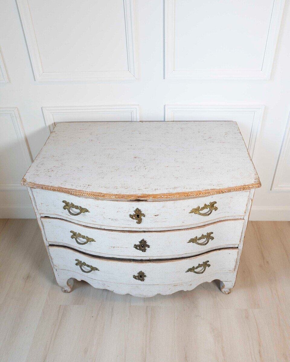 Swedish 18th Century Rococo Commode Circa 1770 - JAA
