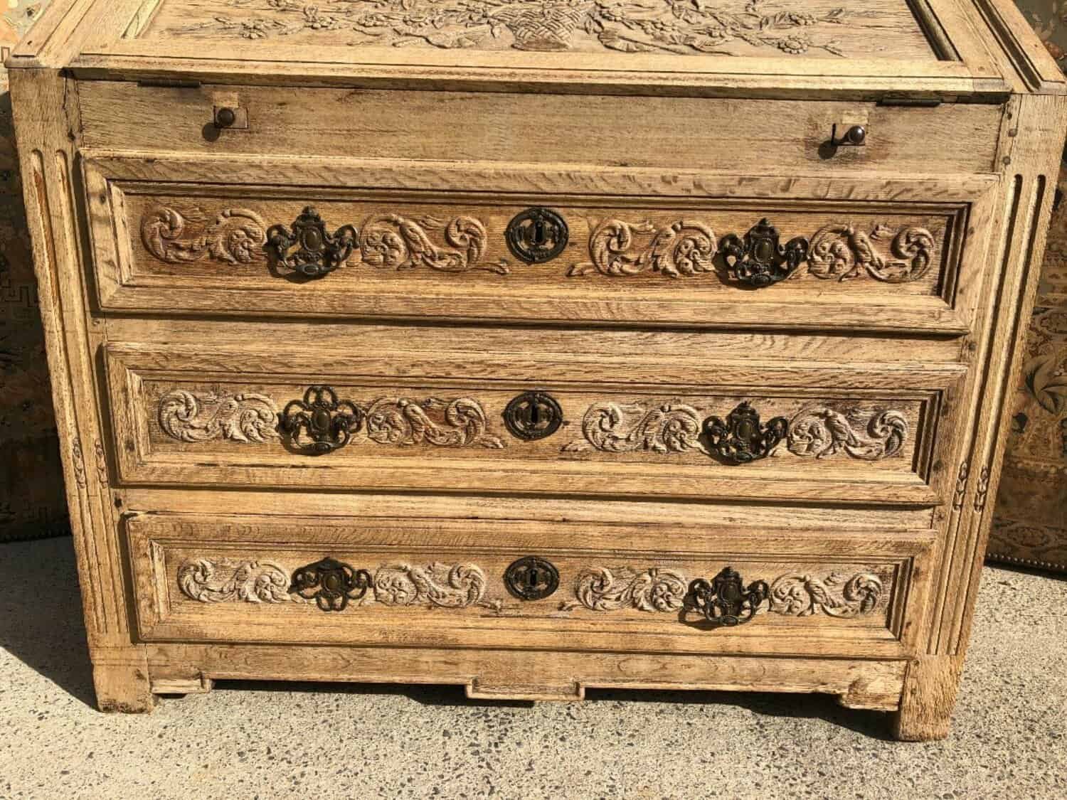 Louis XVI Period Liégeois Scriban In Natural Oak - JAA