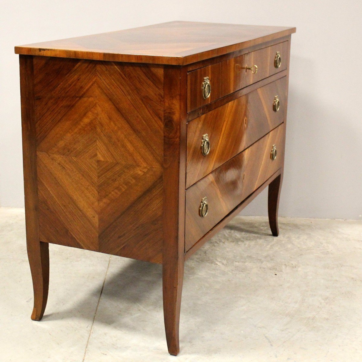 Antique Directoire Chest Of Drawers In Walnut - Italy 18th