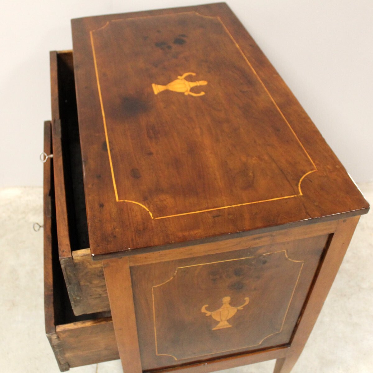 Antique Louis XVI Chest Of Drawers In Walnut And Marquetry - Italy 18th - JAA