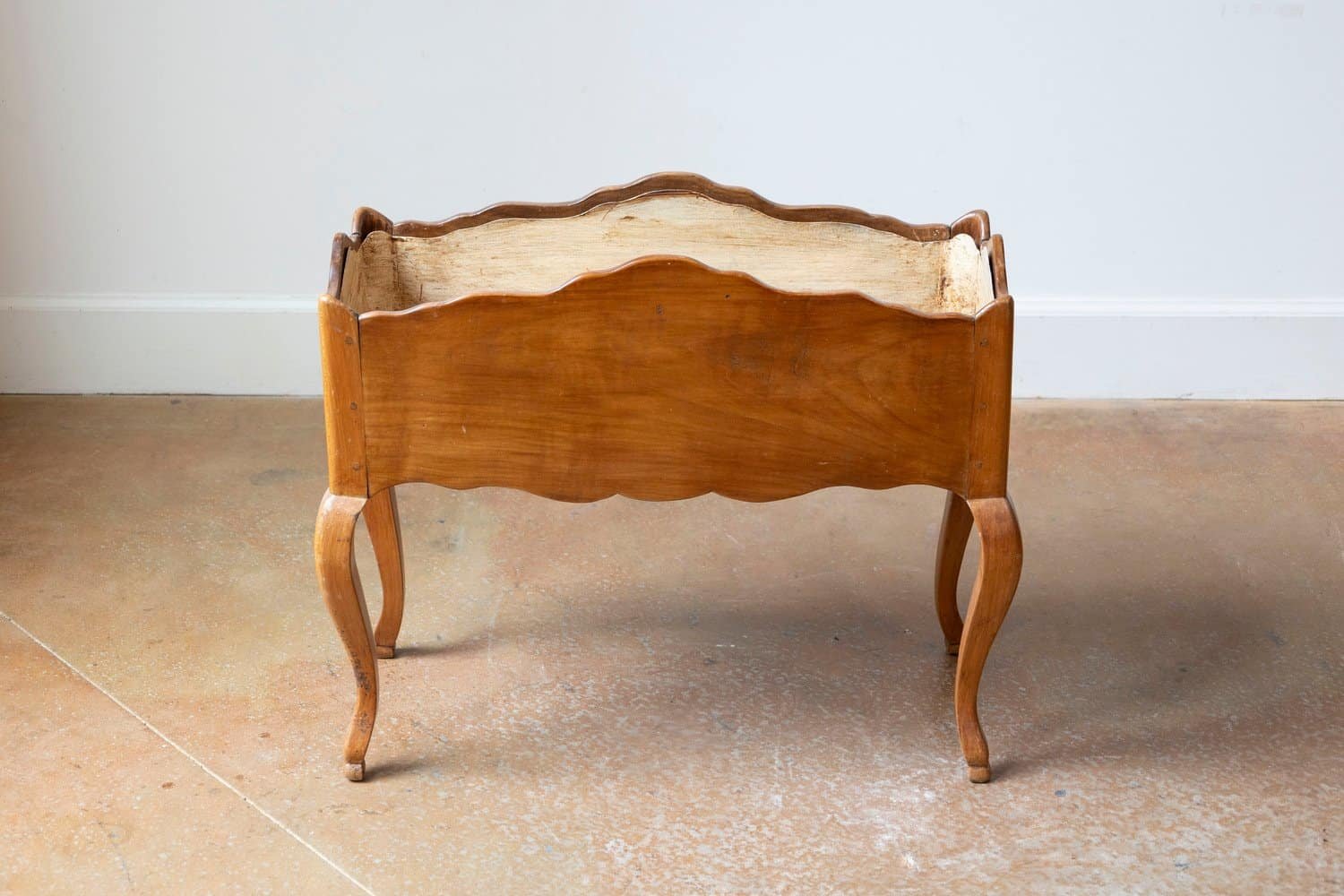 French 1850s Louis XV Style Cherry Planter with Quatrefoil Motifs and Tôle Liner - JAA