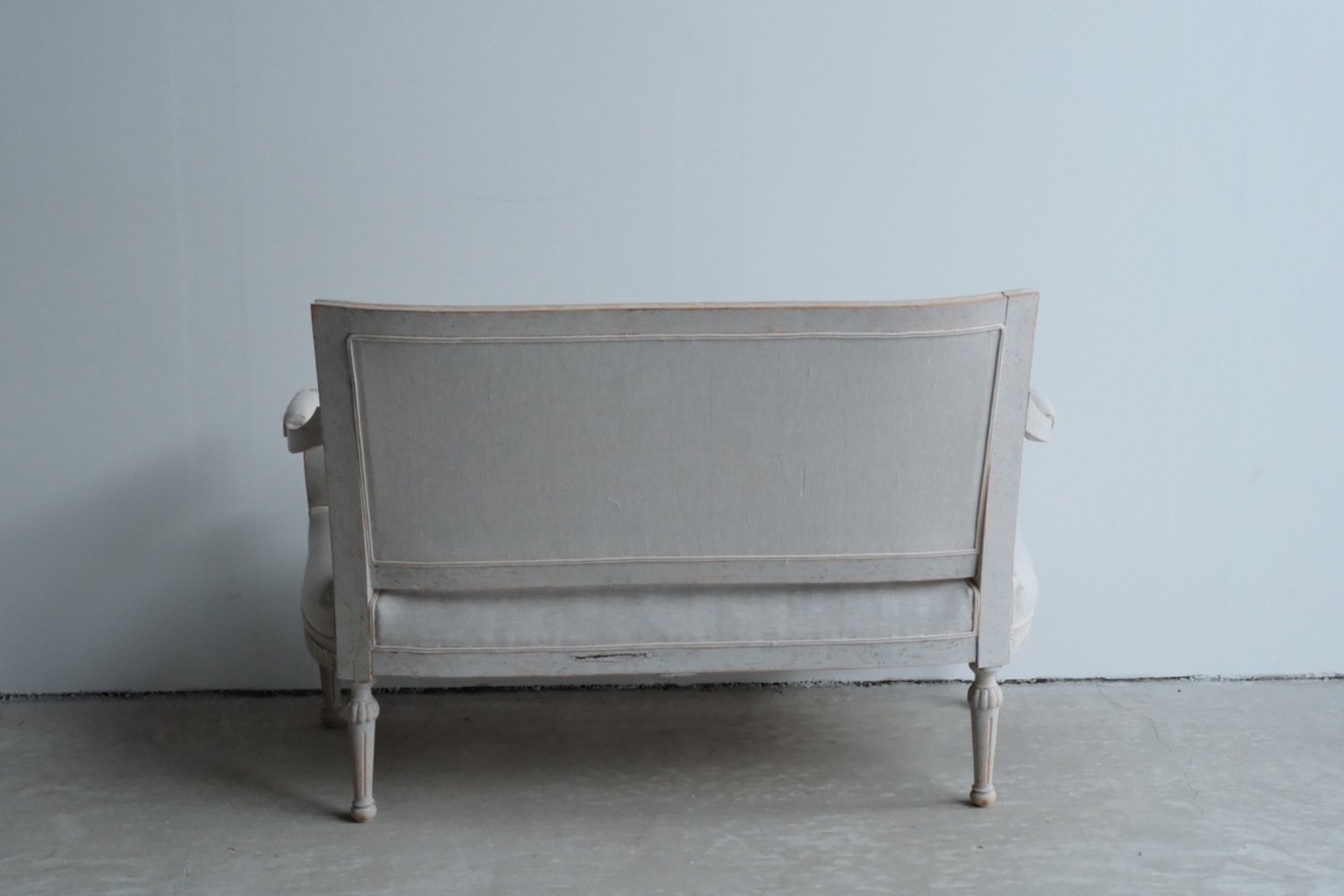 Gustavian Style Settee Circa 1910 - JAA