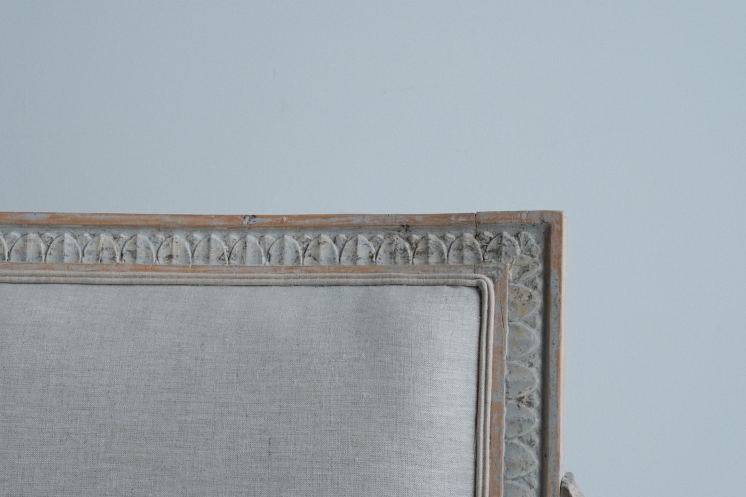 Gustavian Style Settee Circa 1910 - JAA