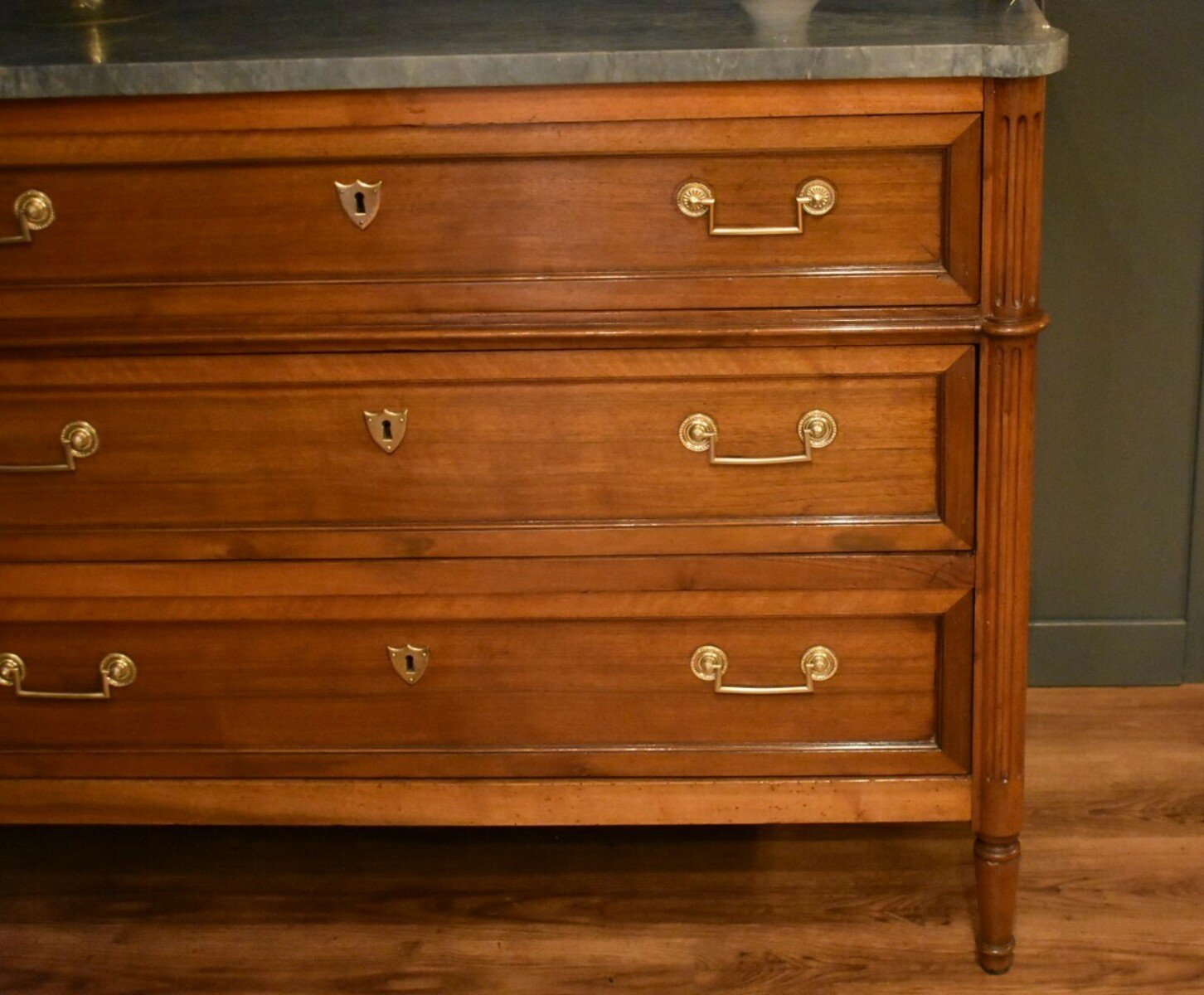 Louis XVI Walnut Chest Of Drawers - JAA