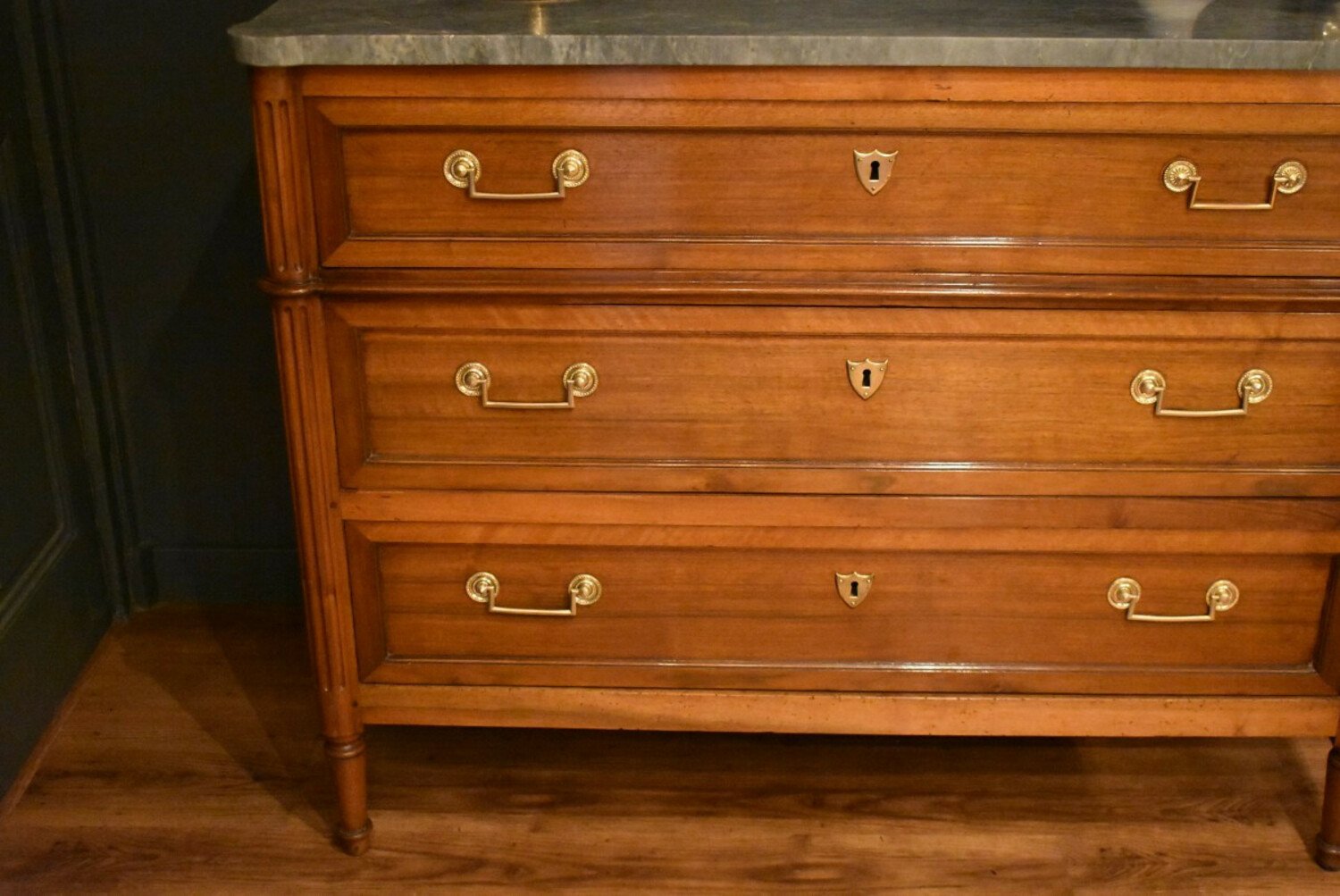 Louis XVI Walnut Chest Of Drawers - JAA