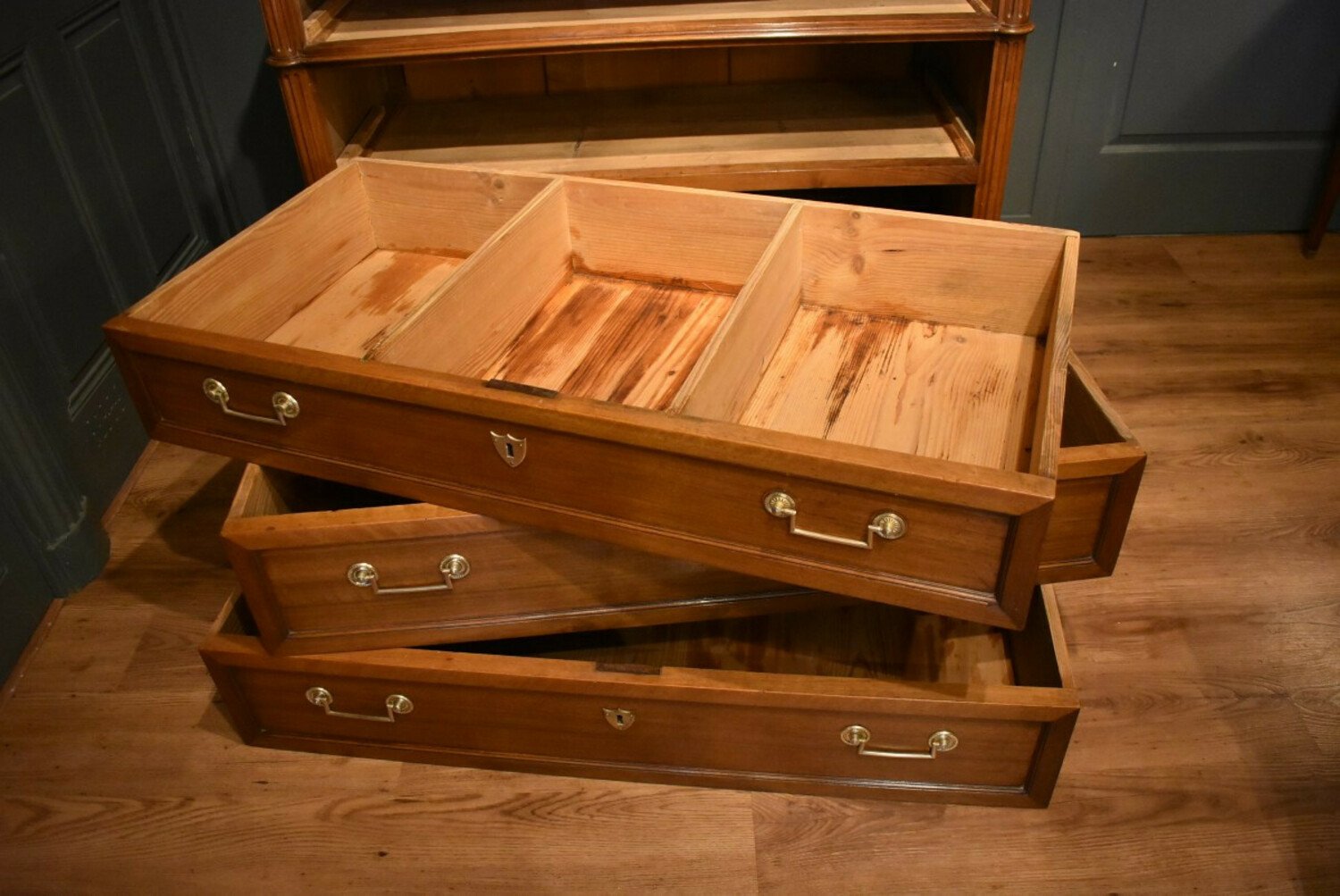 Louis XVI Walnut Chest Of Drawers - JAA