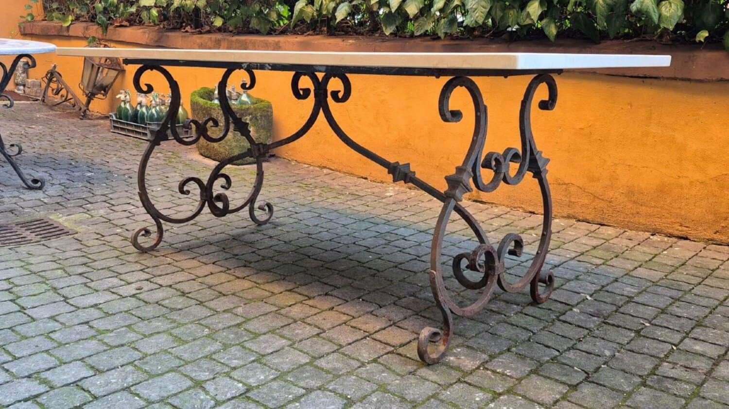 Outdoor/indoor Table In Wrought Iron And Marble - JAA