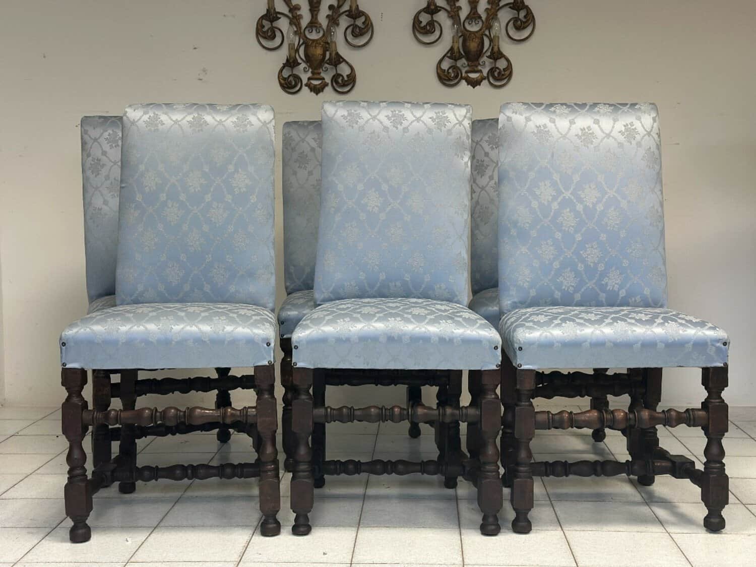 Group Of Six Walnut Reel Chairs. 18th Century - JAA