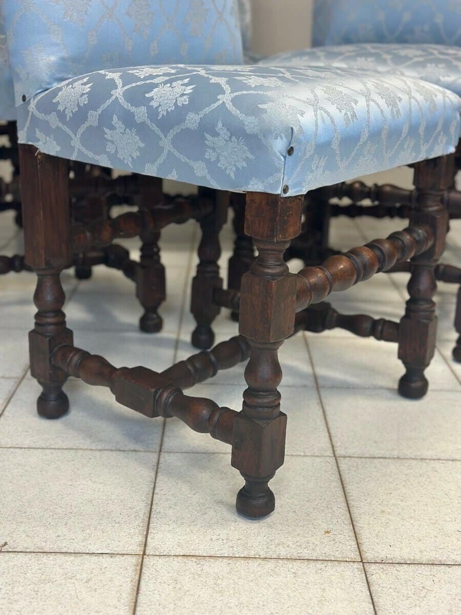 Group Of Six Walnut Reel Chairs. 18th Century - JAA