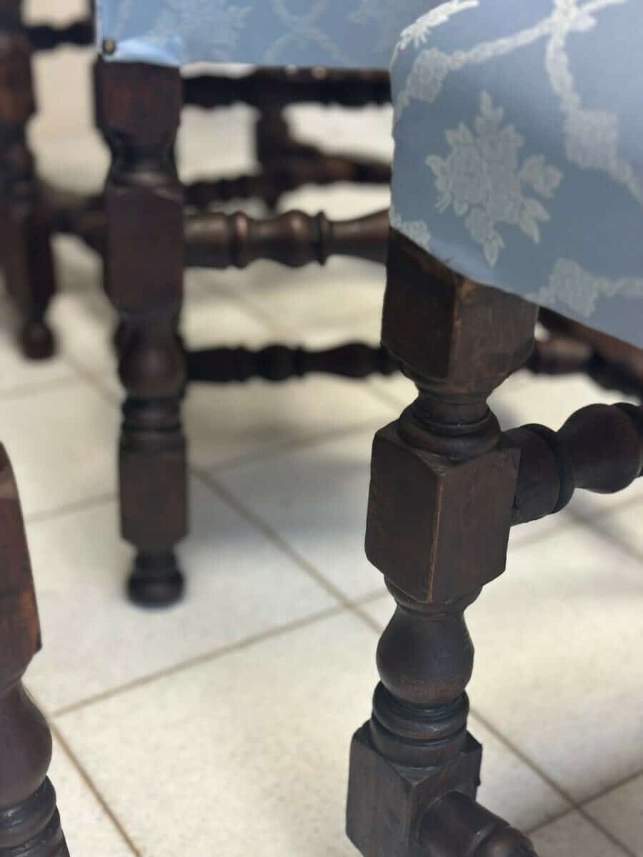 Group Of Six Walnut Reel Chairs. 18th Century - JAA