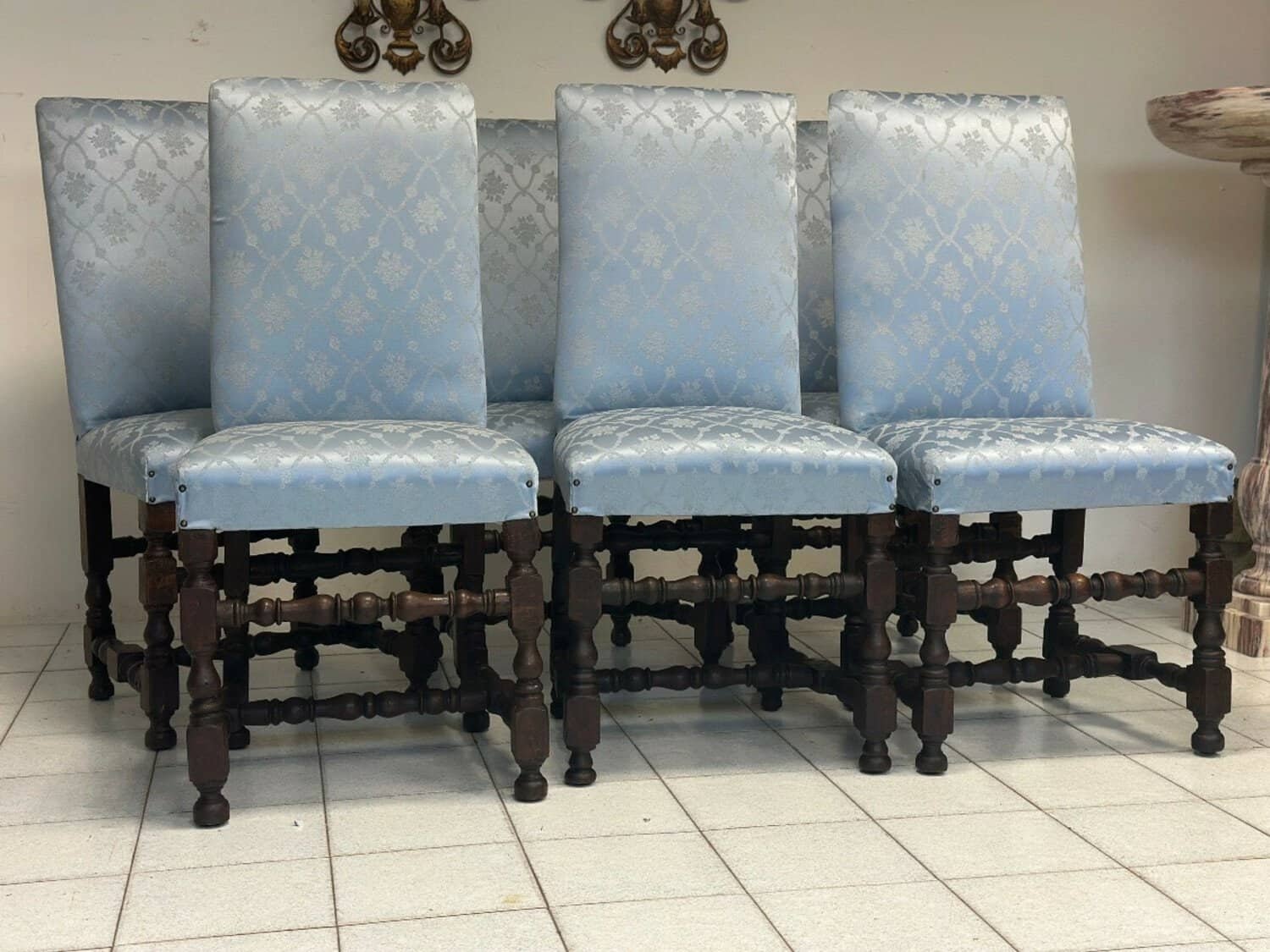 Group Of Six Walnut Reel Chairs. 18th Century - JAA