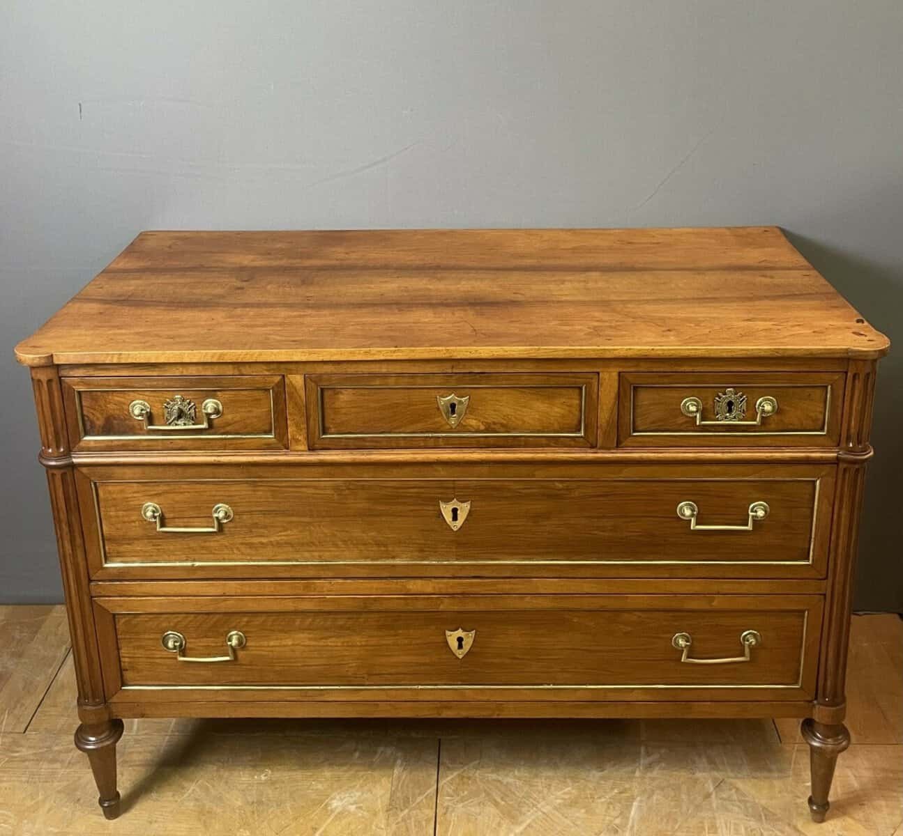Louis XVI Walnut Chest Of Drawers Circa 1790 - JAA