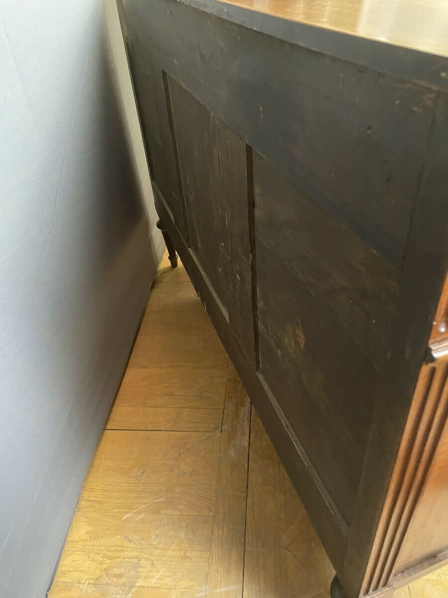 Louis XVI Walnut Chest Of Drawers Circa 1790 - JAA