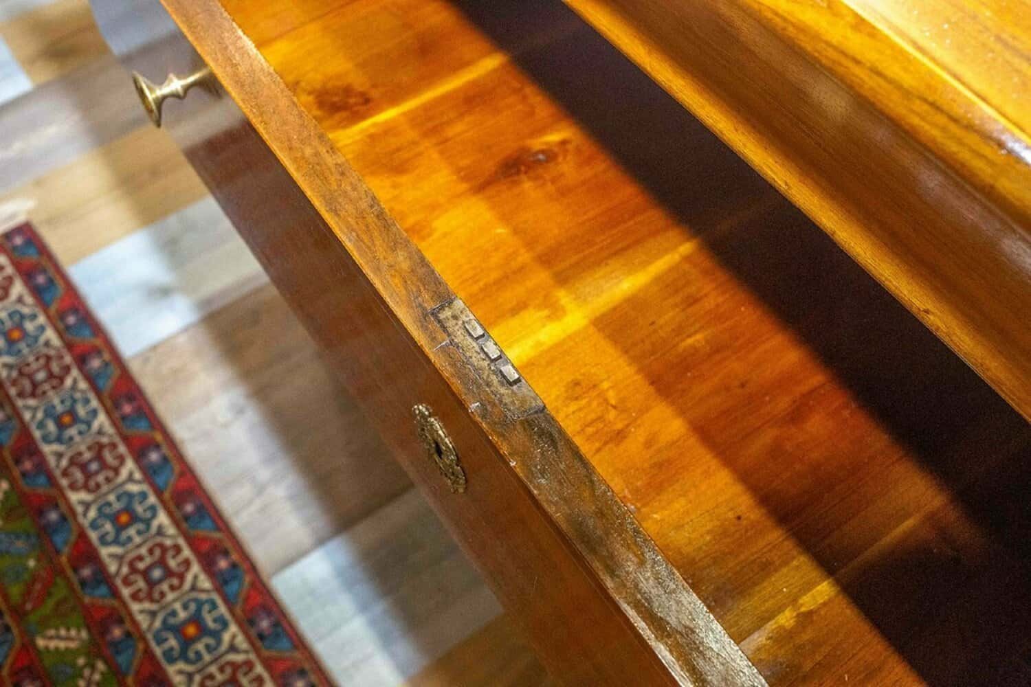 Walnut Chest Of Drawers, Louis Philippe, First Half Of The 19th Century - JAA