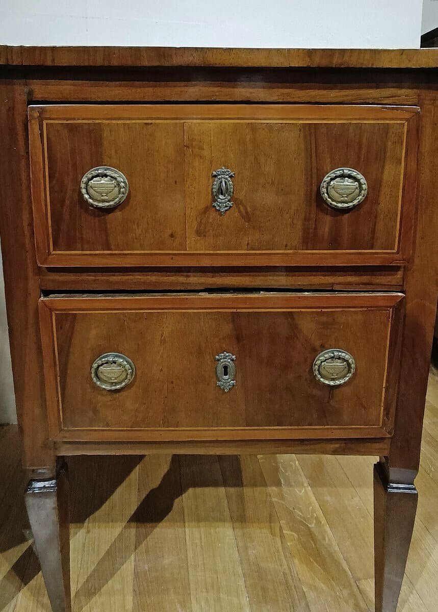 Second Half Of The 18th Century Pair Of Louis XVI Bedside Tables - JAA