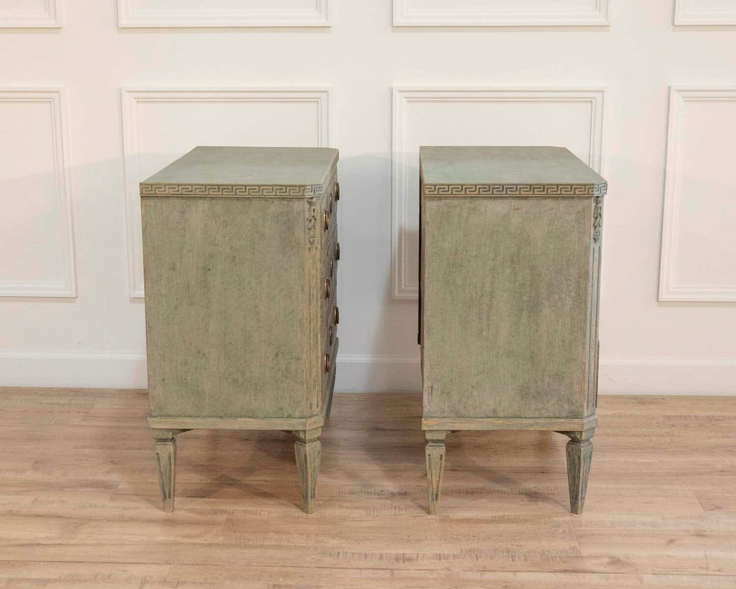 Pair of Stunning Swedish chest of drawers, richly carved, circa 100 years old. - JAA
