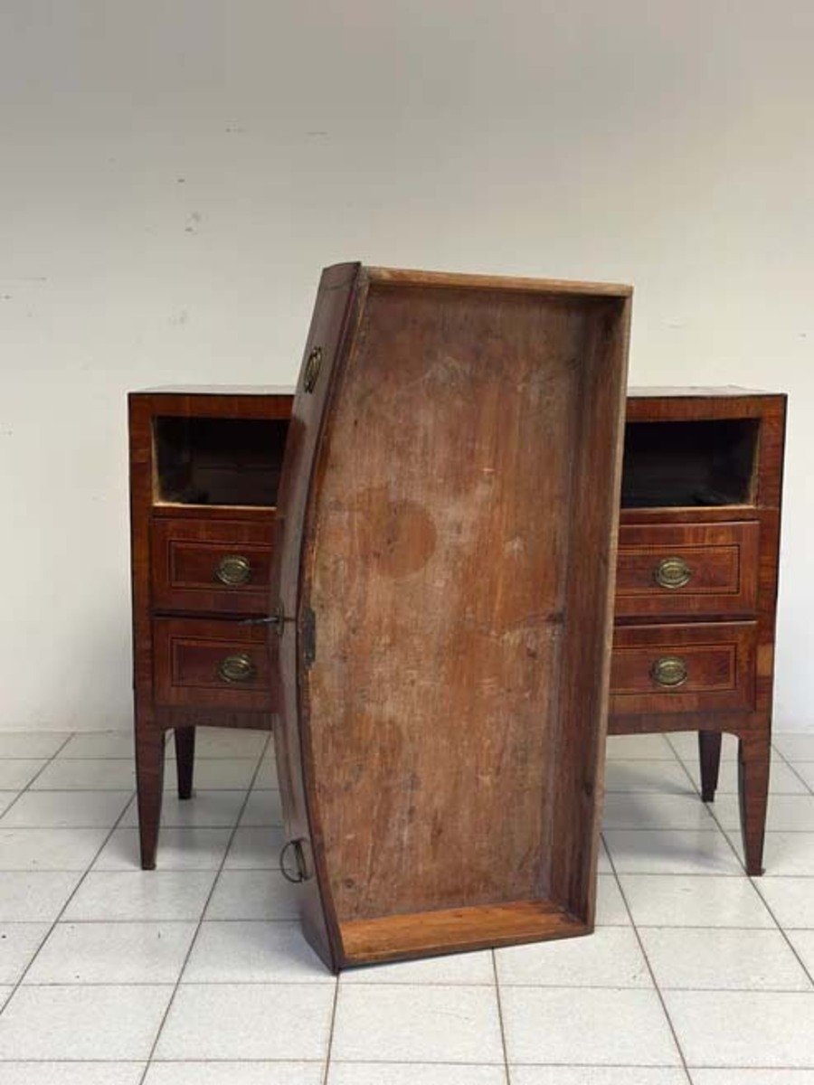 Leaf-shaped chest of drawers - JAA