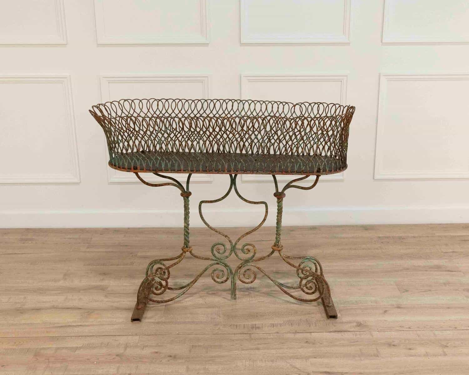Large 19th century wrought iron planter - JAA