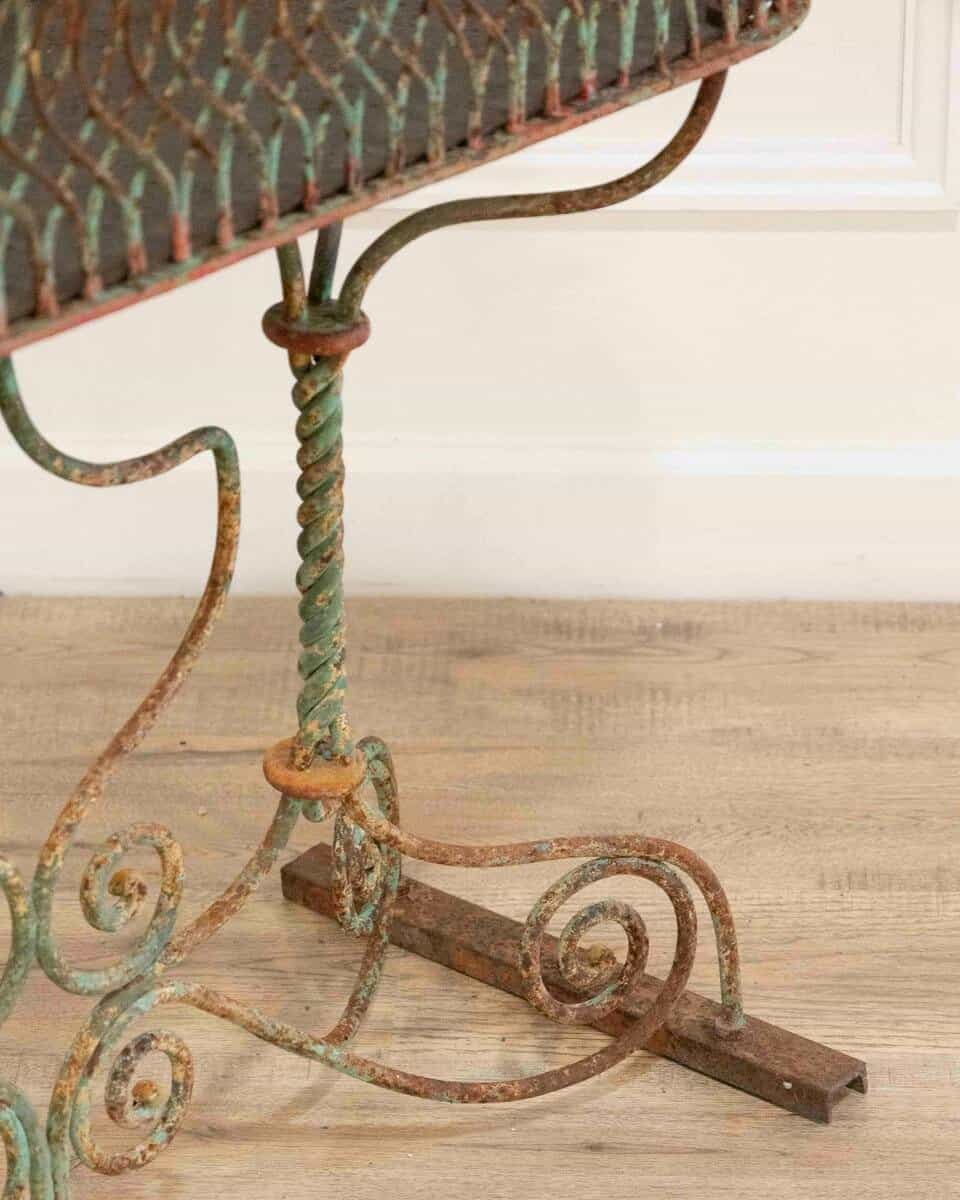 Large 19th century wrought iron planter - JAA