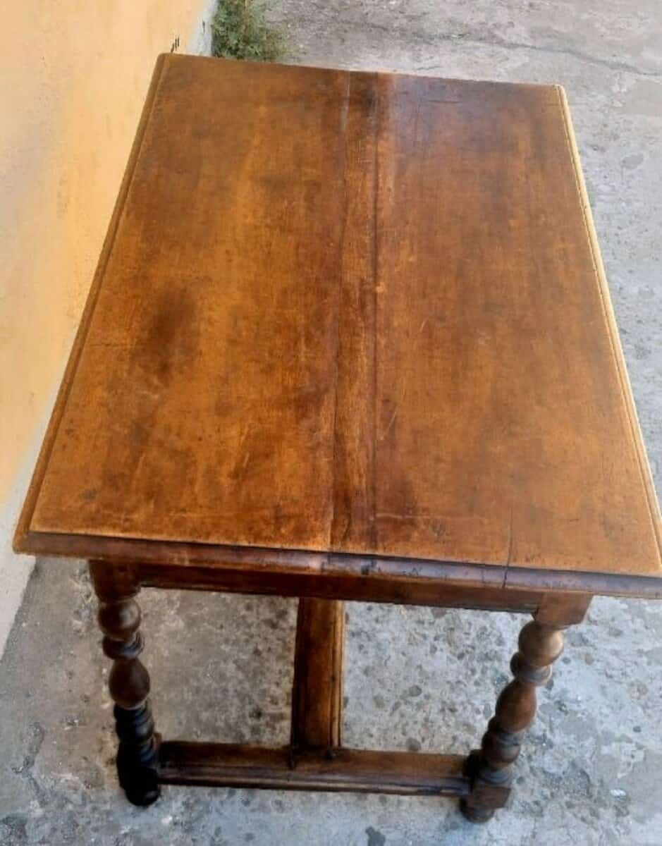 Antique Walnut Wood Spring Table, 18th Century, - JAA