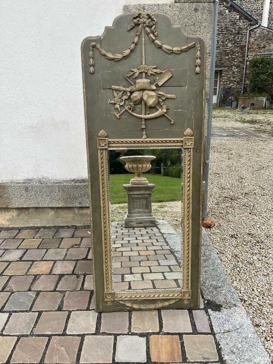 Louis XVI Period Trumeau In Painted Wood - JAA