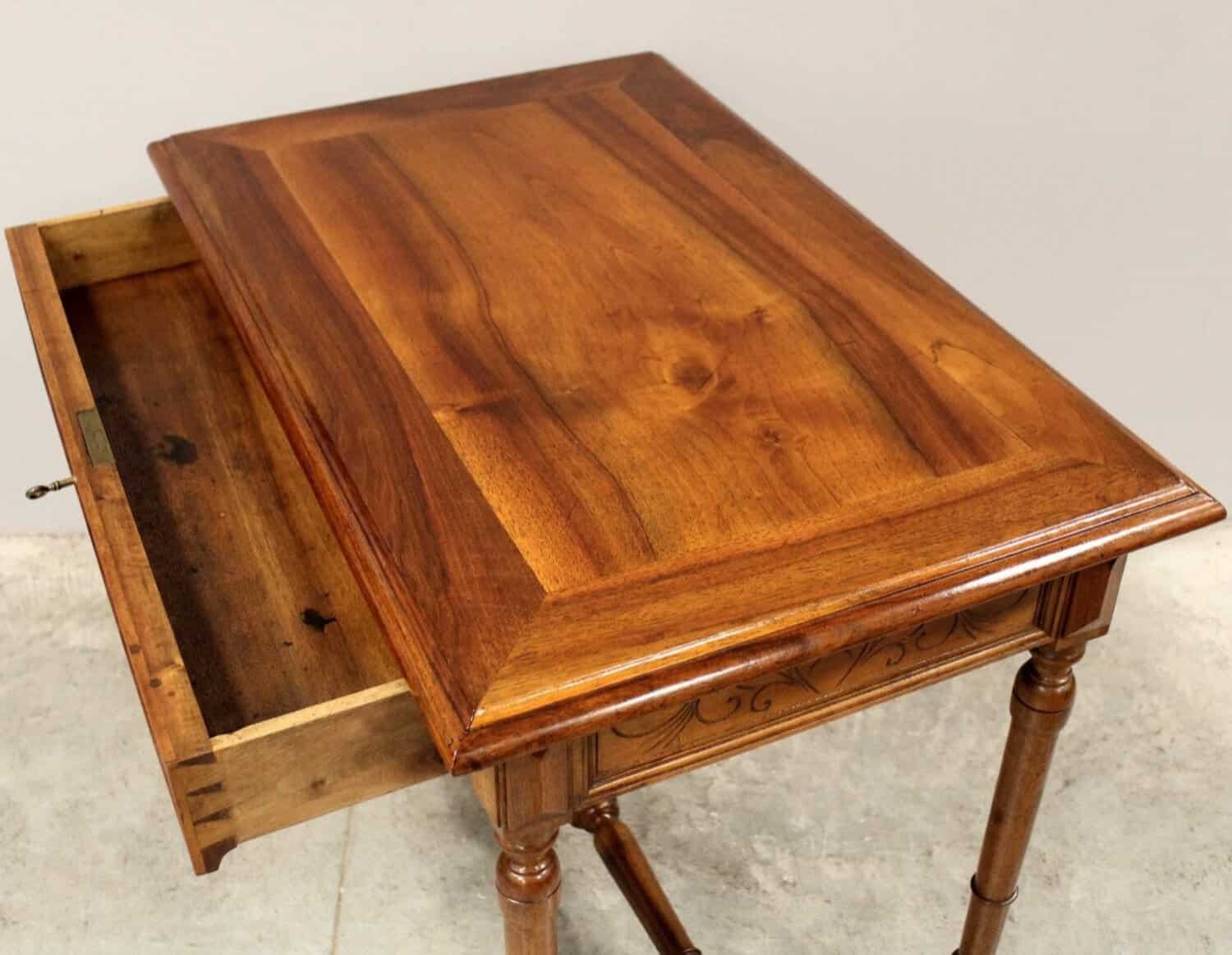 Antique Table Writing Desk In Walnut - 19th - JAA