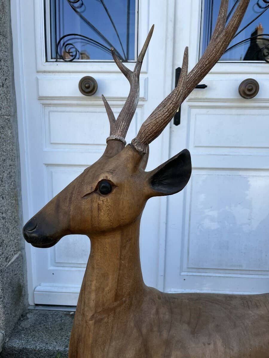 Life-size Walnut Carving Of A Deer From The 20th Century - JAA