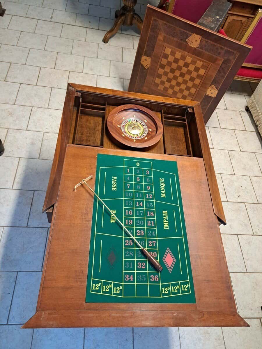 Game Table Inlaid With Roulette - JAA
