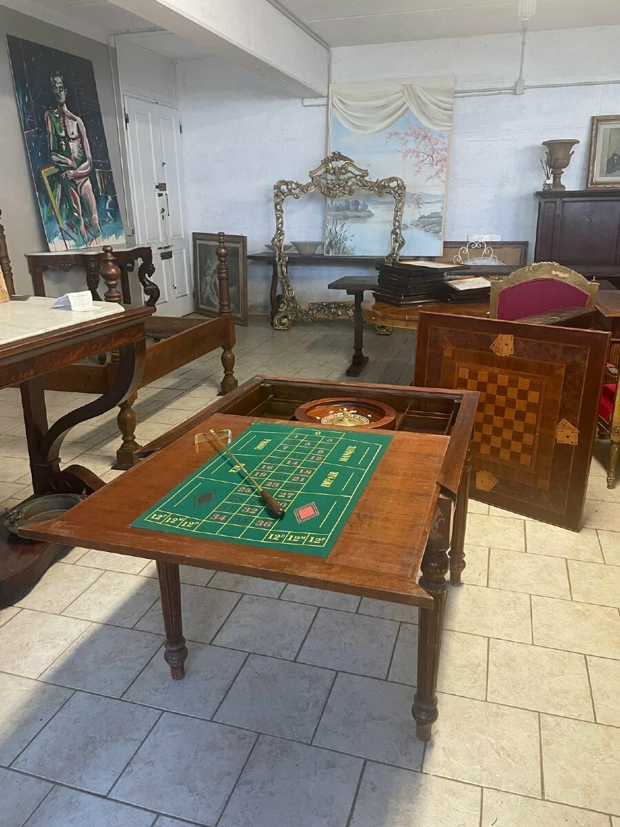 Game Table Inlaid With Roulette - JAA