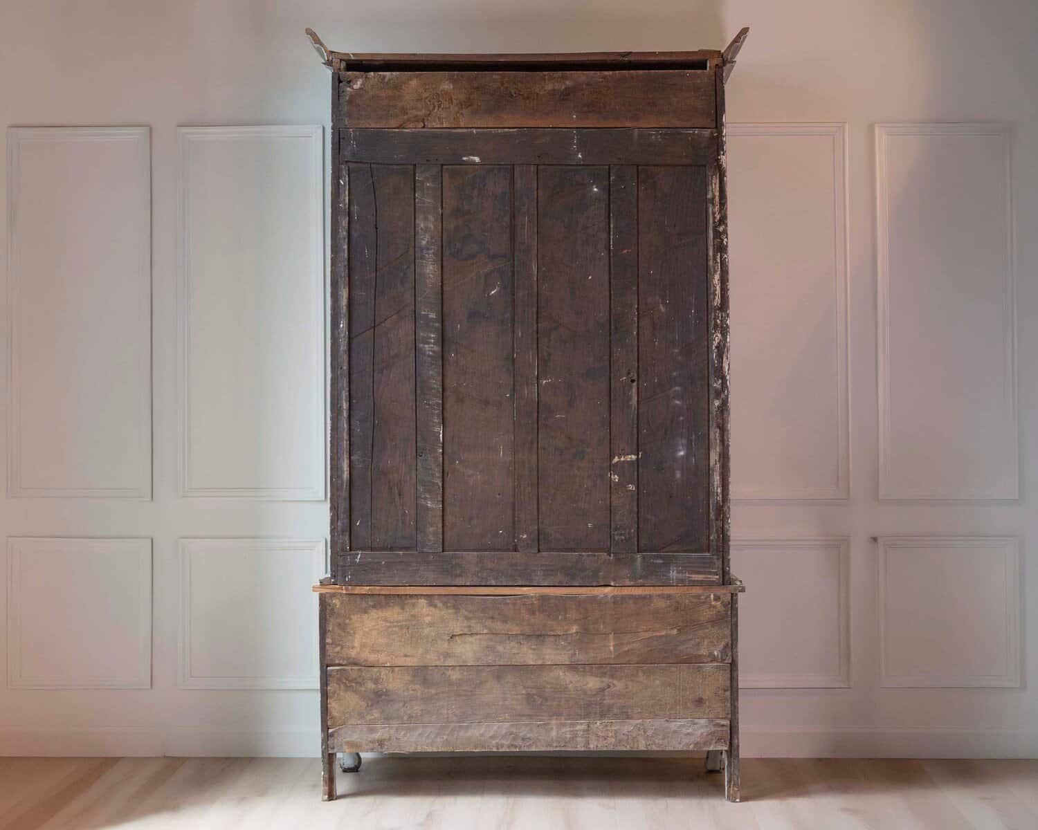 Southwestern French 1760s Louis XV Buffet à Deux-Corps with Chicken Wire Doors - JAA