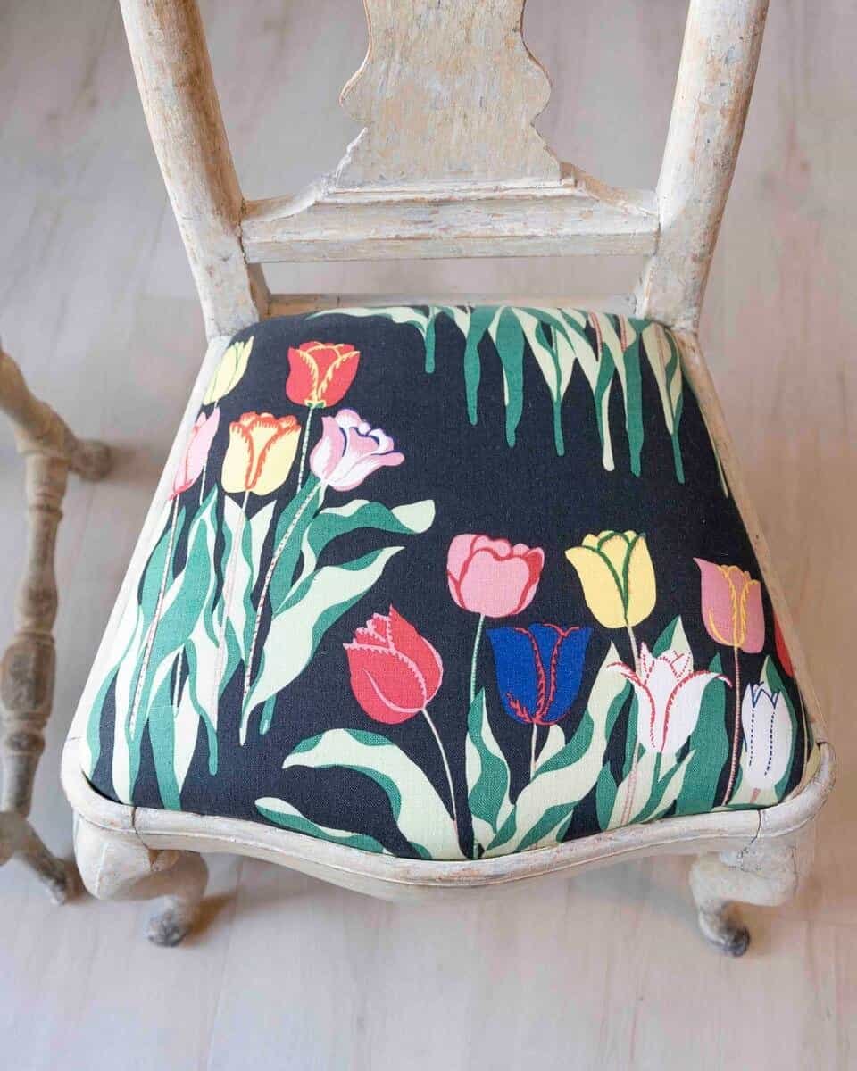 Pair of Swedish Rococo Period 18th Century Side Chairs with Carved Splats - JAA