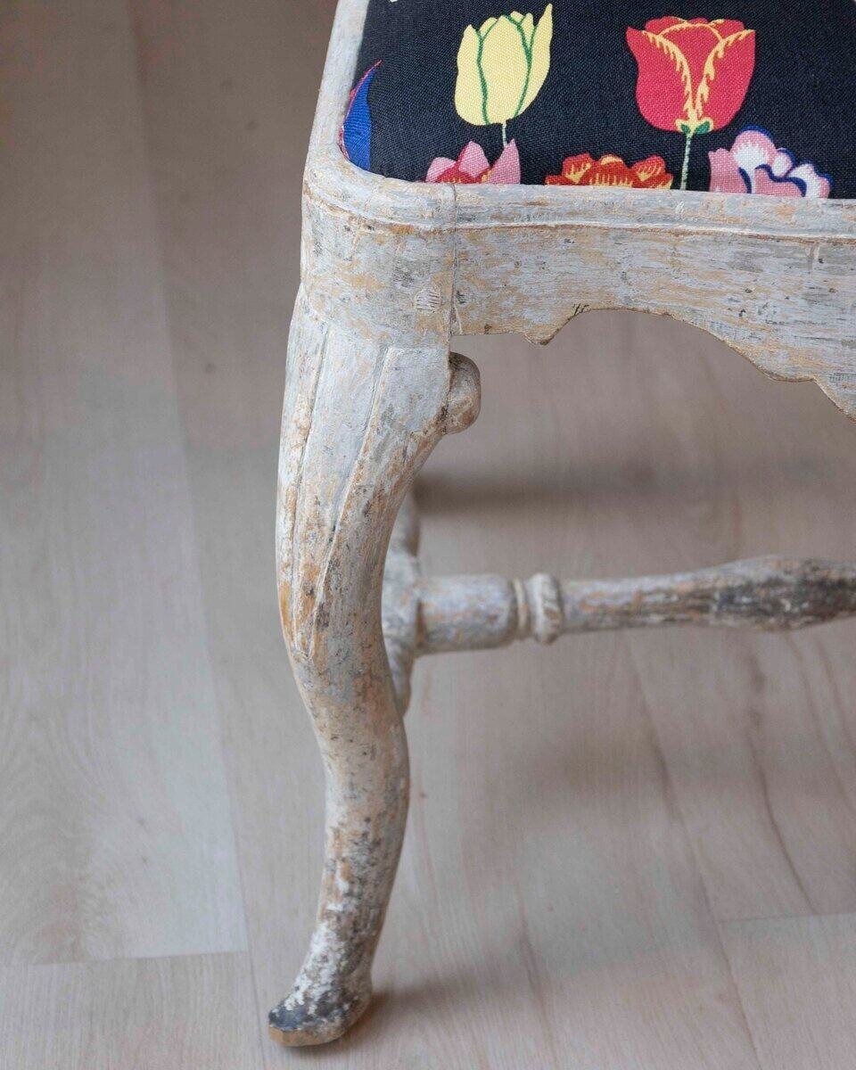 Pair of Swedish Rococo Period 18th Century Side Chairs with Carved Splats - JAA