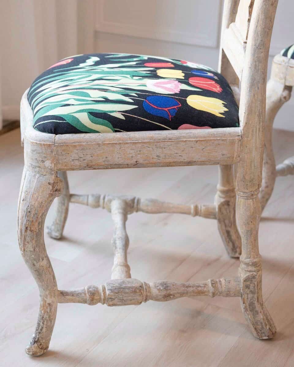 Pair of Swedish Rococo Period 18th Century Side Chairs with Carved Splats - JAA