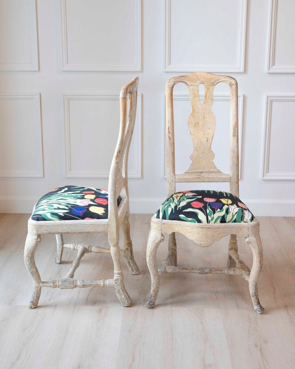 Pair of Swedish Rococo Period 18th Century Side Chairs with Carved Splats - JAA