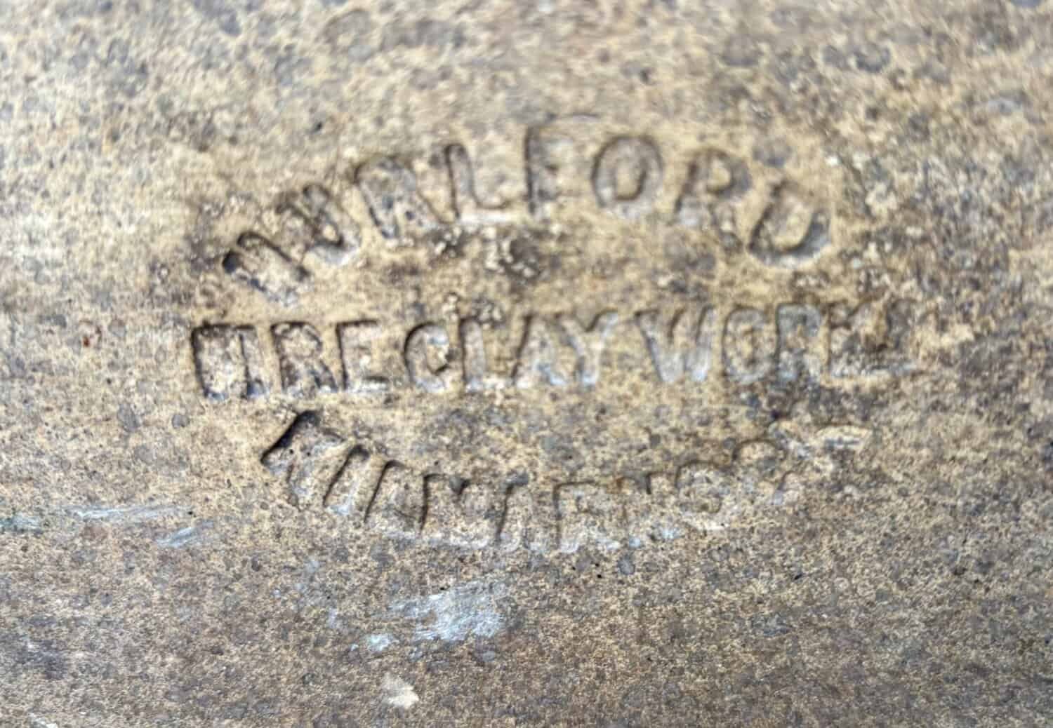 A Pair Of Late Victorian Garden Urns - JAA