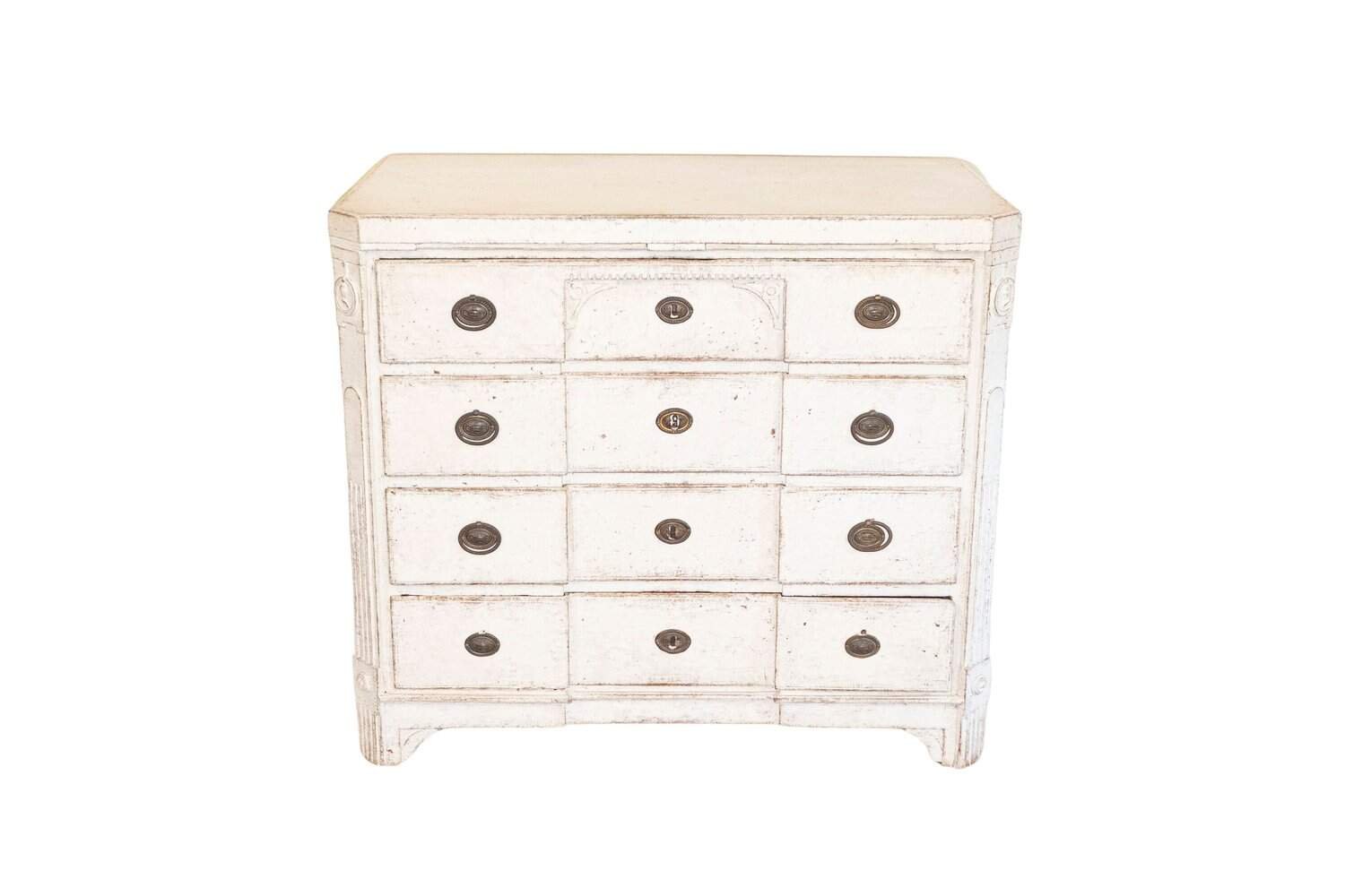 Period Gustavian 1780s Swedish Painted Breakfront Commode with Carved Medallions