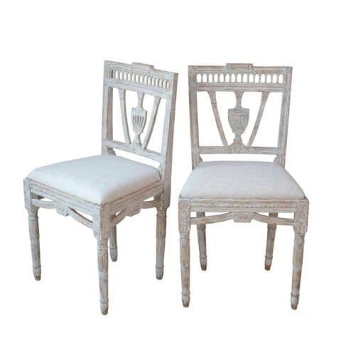 Pair of Swedish Gustavian Period Dining Chairs with Urn Splats and Pierced Crest Rails, Late 18th Century