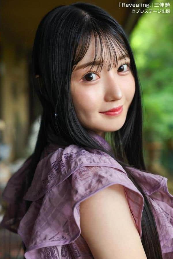 Revealing. 三佳詩 【ヌード写真集】FANZA限定特別カット付き