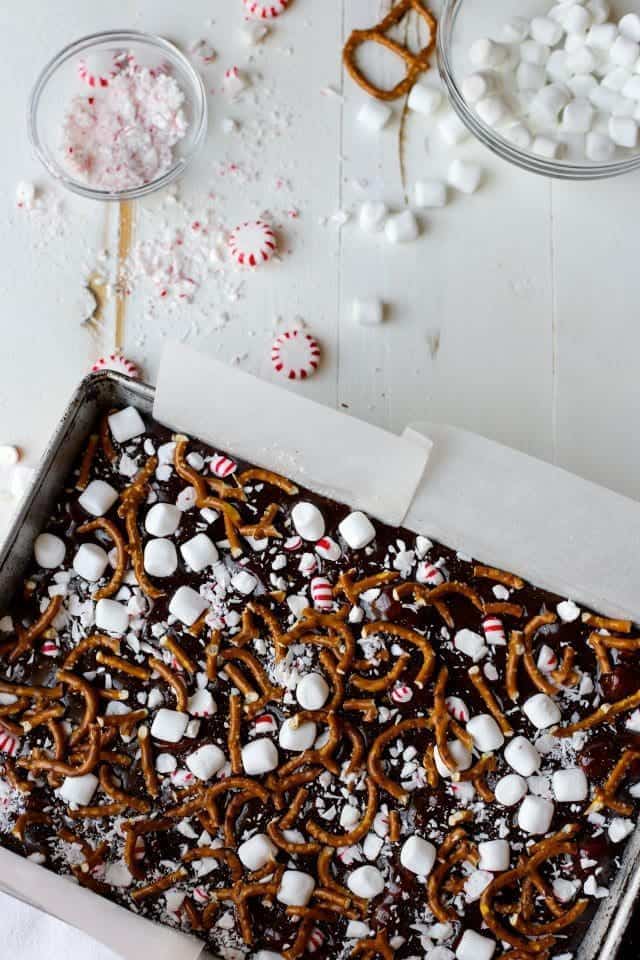 Peppermint Pretzel Marshmallow Fudge